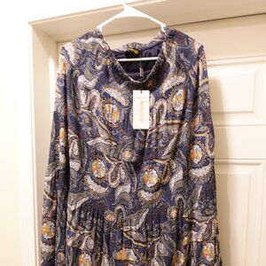 NWT Women's Skirt, Size L, Brand Nashalyly